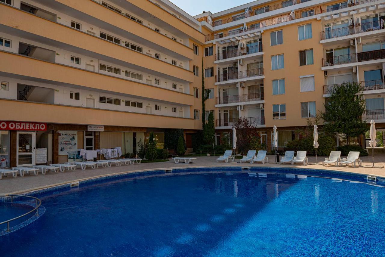 Sunny Day 1 - Menada Apartments Slăntjev Brjag Exteriör bild