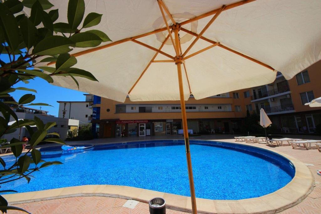 Sunny Day 1 - Menada Apartments Slăntjev Brjag Rum bild