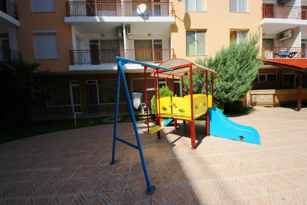Sunny Day 1 - Menada Apartments Slăntjev Brjag Rum bild