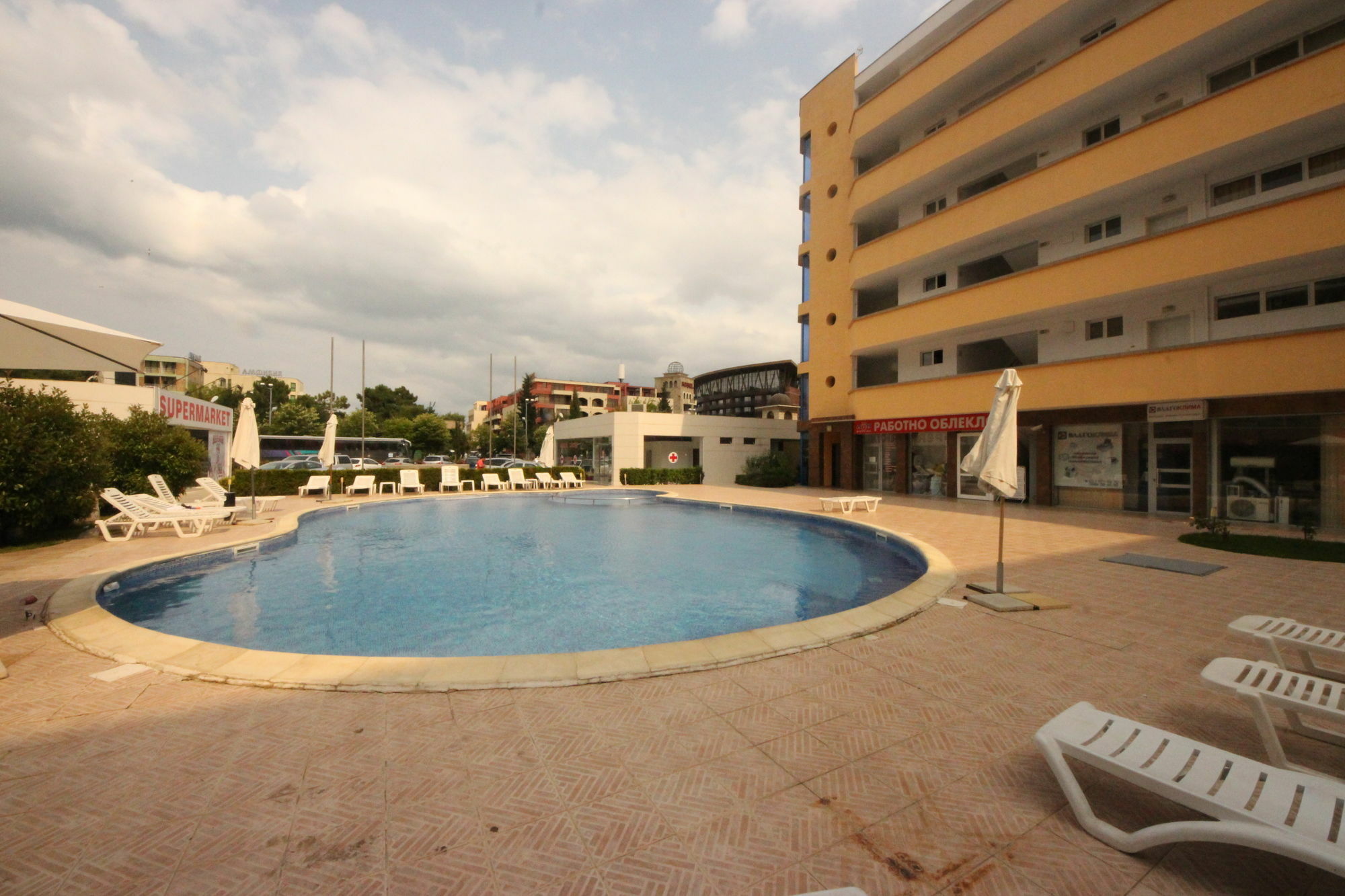 Sunny Day 1 - Menada Apartments Slăntjev Brjag Exteriör bild